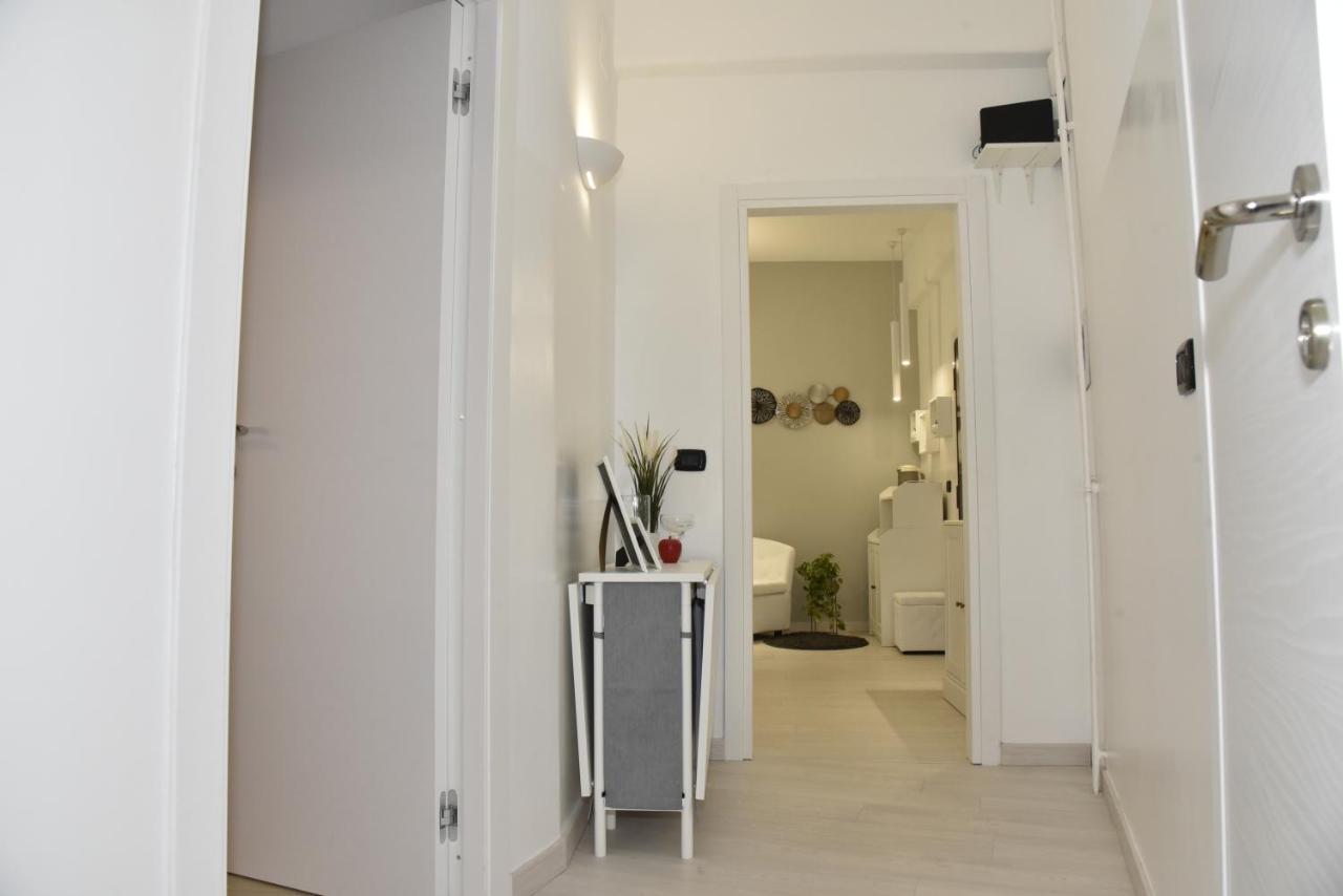Nathanaele House Via Tuscolana Rome Buitenkant foto